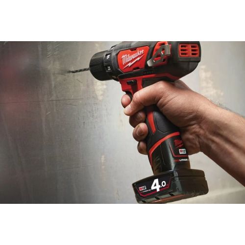 Perceuse visseuse 12 V M12 BDD-202X 30 Nm avec 2 batteries 2.0Ah + chargeur 12 V en HD box MILWAUKEE 4933446040 photo du produit Secondaire 2 L