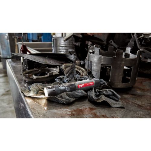 Lampe de poche 4 V L4 TMLED-301 + batterie 3 Ah MILWAUKEE 4933479769 photo du produit Secondaire 5 L