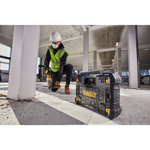 Radio TSTAK XR 18 V Connectée (sans chargeur ni batterie) DEWALT DWST1-81078-QW photo du produit Secondaire 37 L