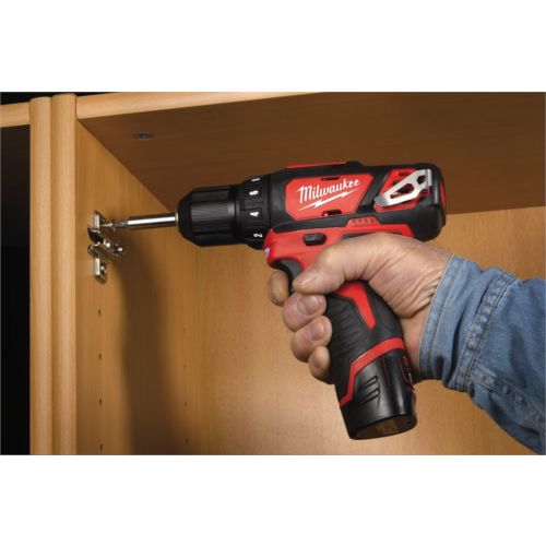 Perceuse-visseuse 12V Milwaukee BDD402C + 2 batteries 4Ah + chargeur + coffret KITBOX -4933441925 photo du produit Secondaire 5 L