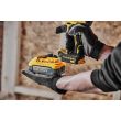 Perceuse-visseuse XR 18V 13mm + 2 batteries 5Ah + chargeur + coffret TSTAK - DEWALT - DCD800H2T-QW pas cher Secondaire 3 S