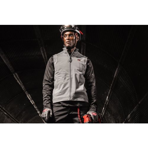 Lampe frontale BOLT rechargeable USB 600 lumens 4 V L4 BOLTHL-301 + batterie 3 Ah en blister MILWAUKEE 4933479902 photo du produit Secondaire 4 L