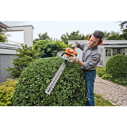 Taille-haie thermique 21,4cm³ HS 46 STIHL 4242-011-2902 photo du produit Secondaire 10 L