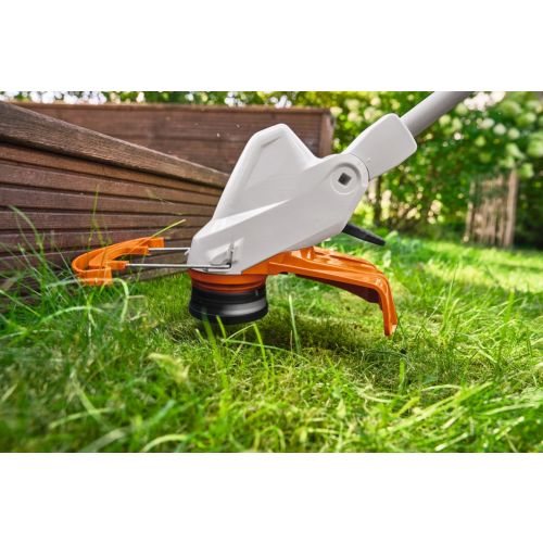 Coupe-bordure 36V FSA 50 avec tête AutoCut C 3-2 + batterie AK 10 + chargeur AL 101 STIHL FA11-011-5710 photo du produit Secondaire 6 L