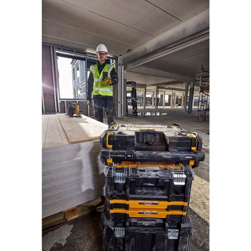 Radio TSTAK XR 18 V Connectée (sans chargeur ni batterie) DEWALT DWST1-81078-QW photo du produit Secondaire 23 L