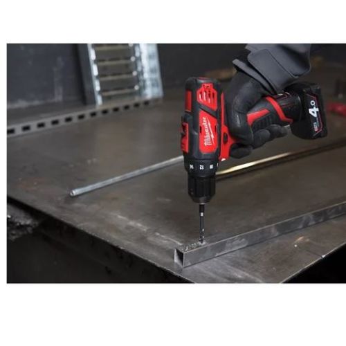 Perceuse-visseuse 12 V Milwaukee M12 BDD-201 + batterie 2 Ah + chargeur + coffret MILWAUKEE 4933479439 photo du produit Secondaire 7 L