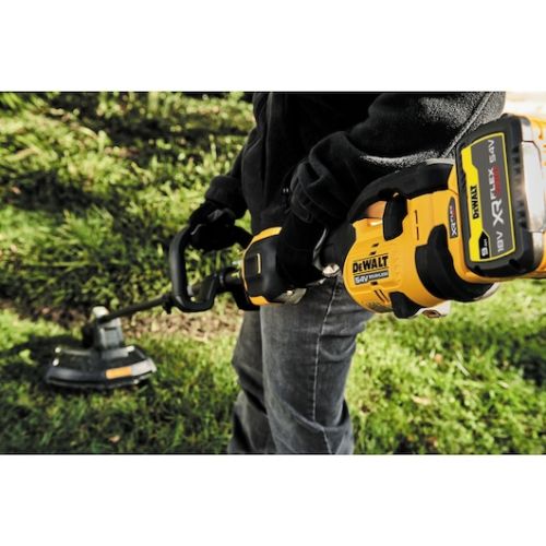 Combisystème 54 V bloc moteur + tête de coupe-bordure + batterie 3 Ah + chargeur DEWALT DCMAS5713X1-QW photo du produit Secondaire 6 L