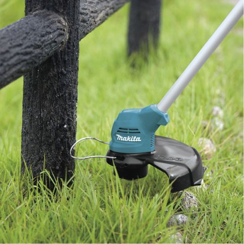 Coupe-herbe 12 V + 2 batteries 2.0 Ah + chargeur + accessoires en boîte carton MAKITA UR100DWAE photo du produit Secondaire 8 L