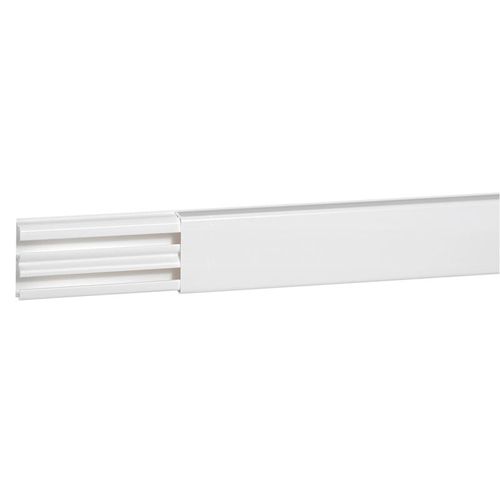 Moulure DLPLUS L 2,1 m blanc 32 x 12,5 mm 2 compartiments LEGRAND 030014 photo du produit Principale L