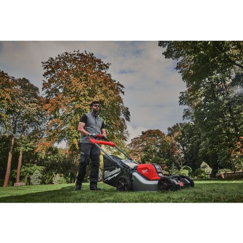 Tondeuse à gazon autotractée 2 x 18 V M18 FUEL M18 F2LM46-0 46 cm (sans batterie ni chargeur) MILWAUKEE 4933492010 photo du produit Secondaire 4 L