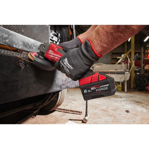Batterie 18 V REDLITHIUM FORGE M18 FB6 6 Ah MILWAUKEE TOOL 4932492533 photo du produit Secondaire 5 L