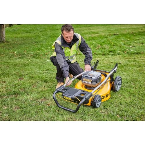 Tondeuse XR Flexvolt 18 V (sans batterie ni chargeur) en boîte carton DEWALT DCMW564N photo du produit Secondaire 8 L