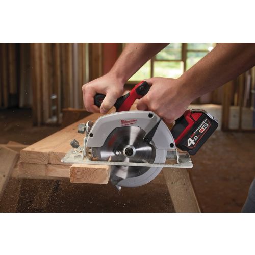 Scie circulaire 55 mm 18 V HD18 CS-402B + 2 batteries 4 Ah + chargeur MILWAUKEE 4933441400 photo du produit Secondaire 4 L
