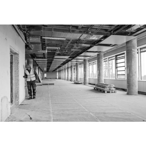 T&eacute;l&eacute;m&egrave;tre laser GLM 40-31 Professional + 2 piles 1,5V LR6 (AA) - BOSCH - 0601075000 pas cher Secondaire 15 L