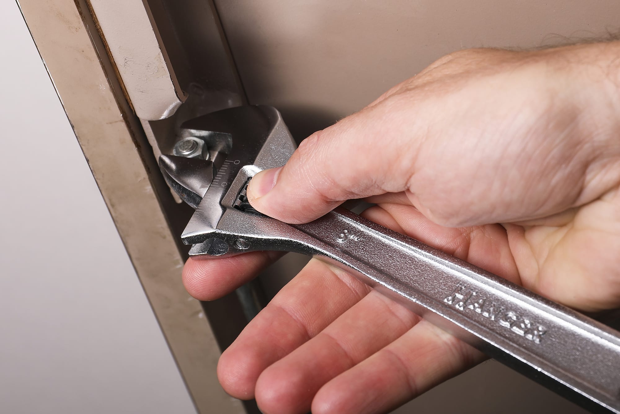 Clé à molette chromée 15'' ouverture 44 mm HANGER 214015 – Image 3