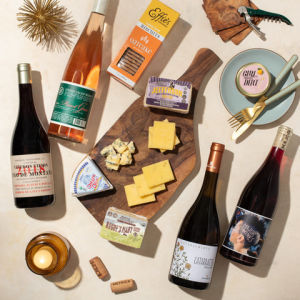 Organic Wine & Rogue Creamery Organic Cheese Set