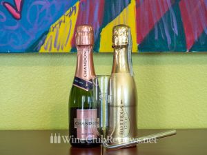 Moet & Chandon Rose Imperial (6 x 187ml Mini Bottles with Pink Sippers)