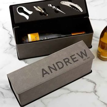 Personalized wine accessory sets