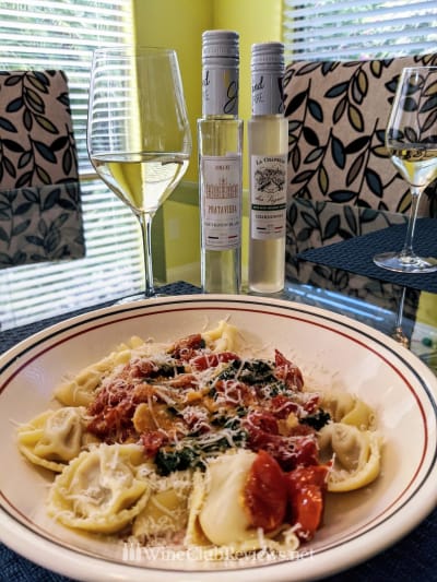 Le Grand Verre white wines paired with spinach pasta