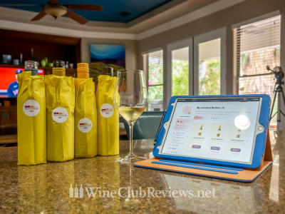 Palate Club White Wine Tasting Kit with App