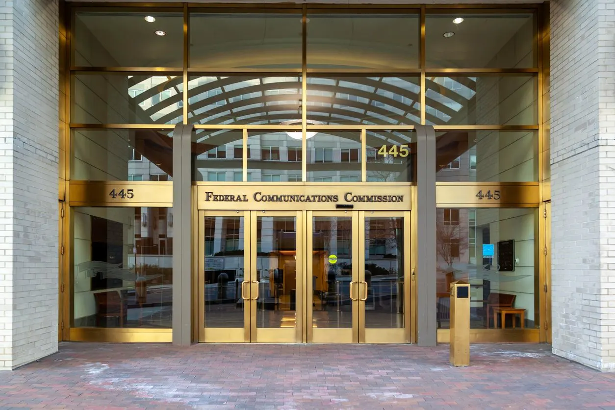 FCC votou quarta-feira sobre expansão 'abrangente e sem precedentes' do controle da Internet sob o pretexto de 'inclusão' 