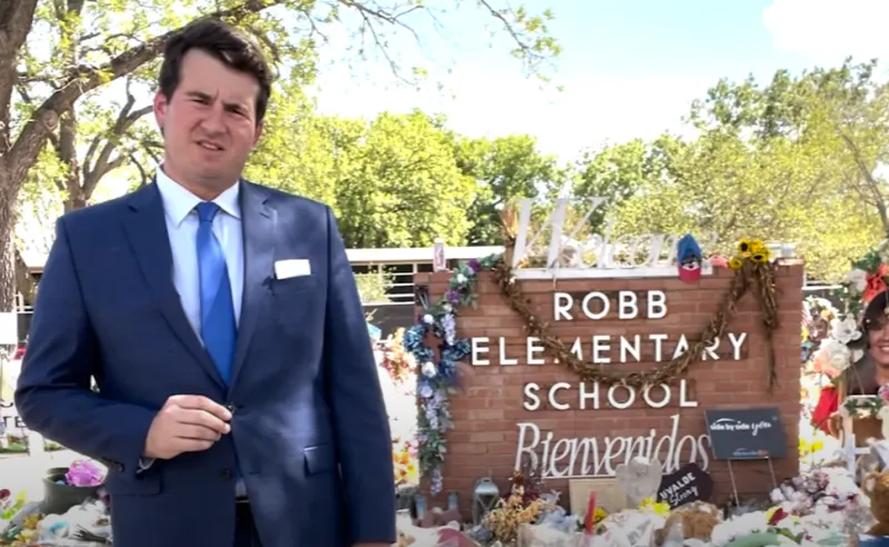 Watch: Alex Stein holds Uvalde City Council leaders accountable