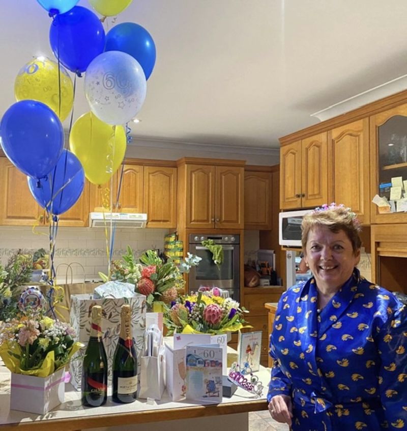 West Coast Eagles Adults Satin Robe Size:S/M Customer Photo