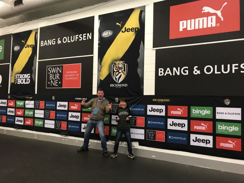 Melbourne Demons Printed Balloons Customer Photo