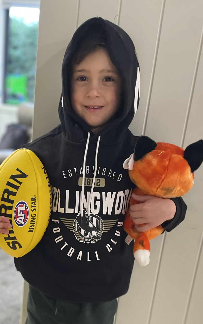 Collingwood Magpies Youths Supporter Hoodie Size:8 Customer Photo