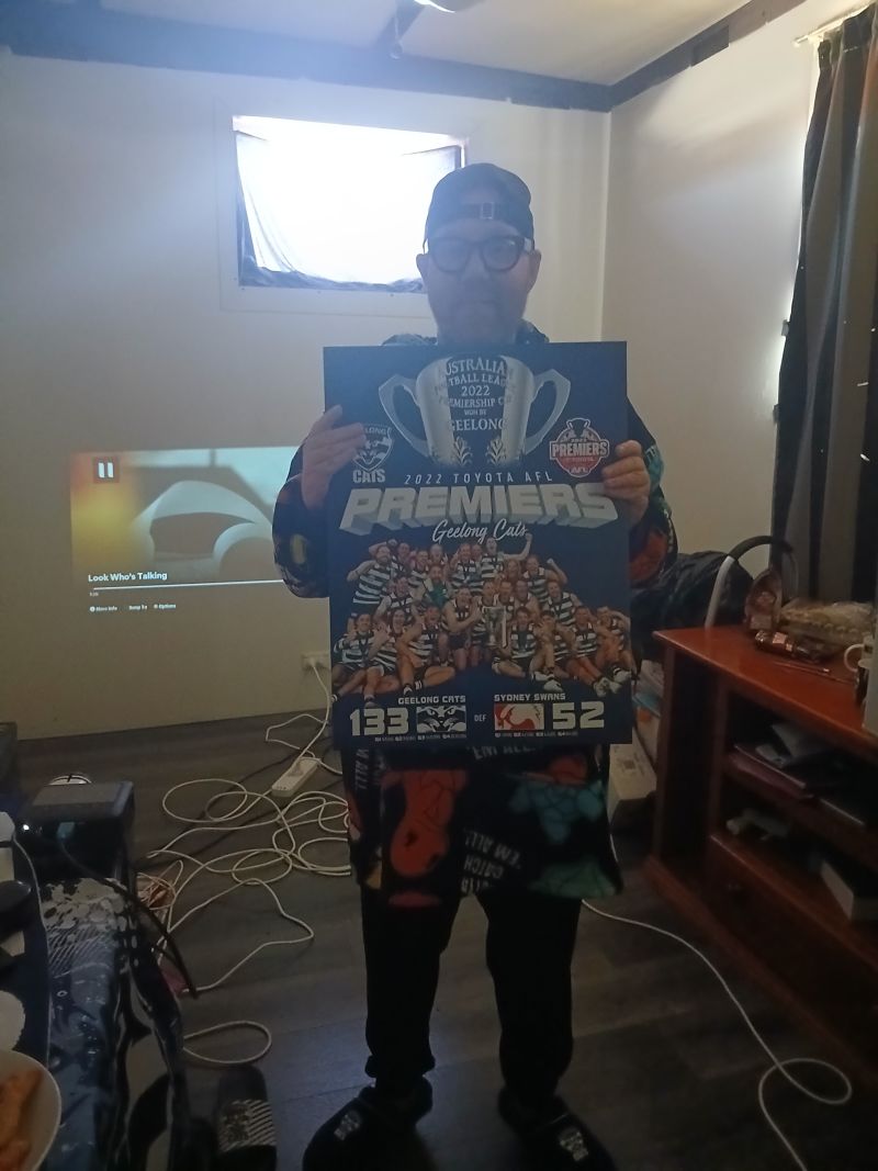 Geelong Cats Fanbrush Face Paint Customer Photo