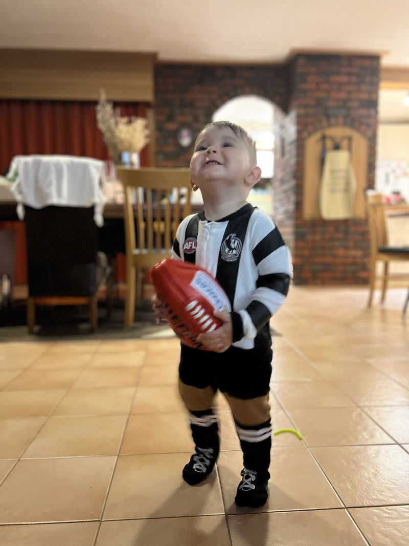 Collingwood Magpies Infants Original Footysuit Size:1 Customer Photo