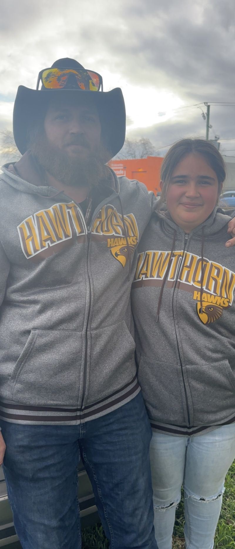 Hawthorn Hawks Mens Bevelled Hood Size:L Customer Photo