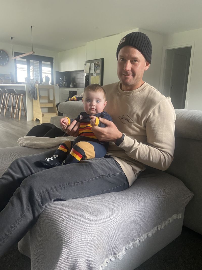 Adelaide Crows Infants Original Footysuit Size:000 Customer Photo