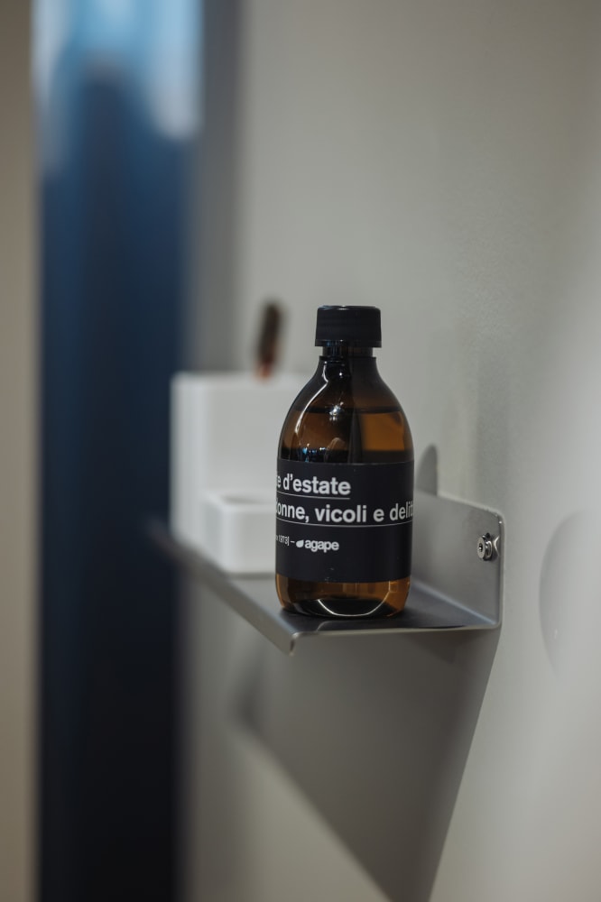 Agape Mach 2 Wall-mounted toothbrush holder Agape Finishes Black