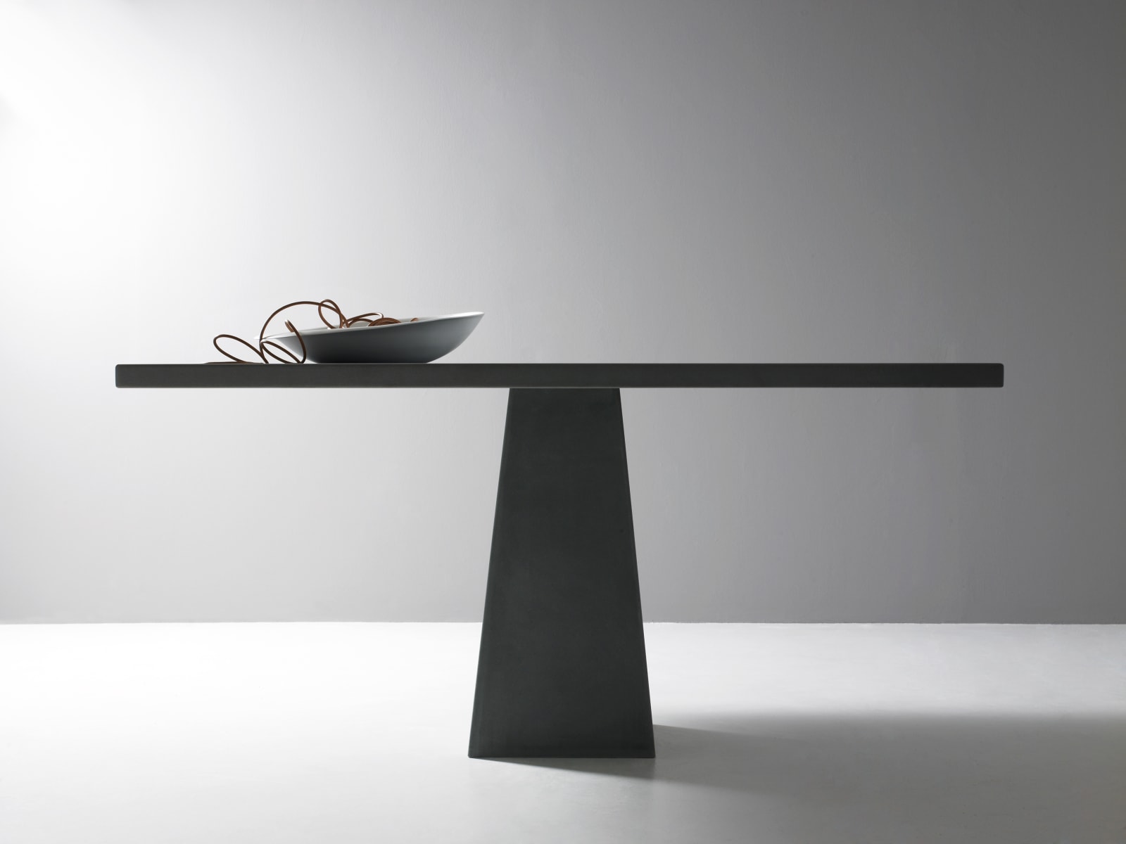 Incas stone table by Angelo Mangiarotti