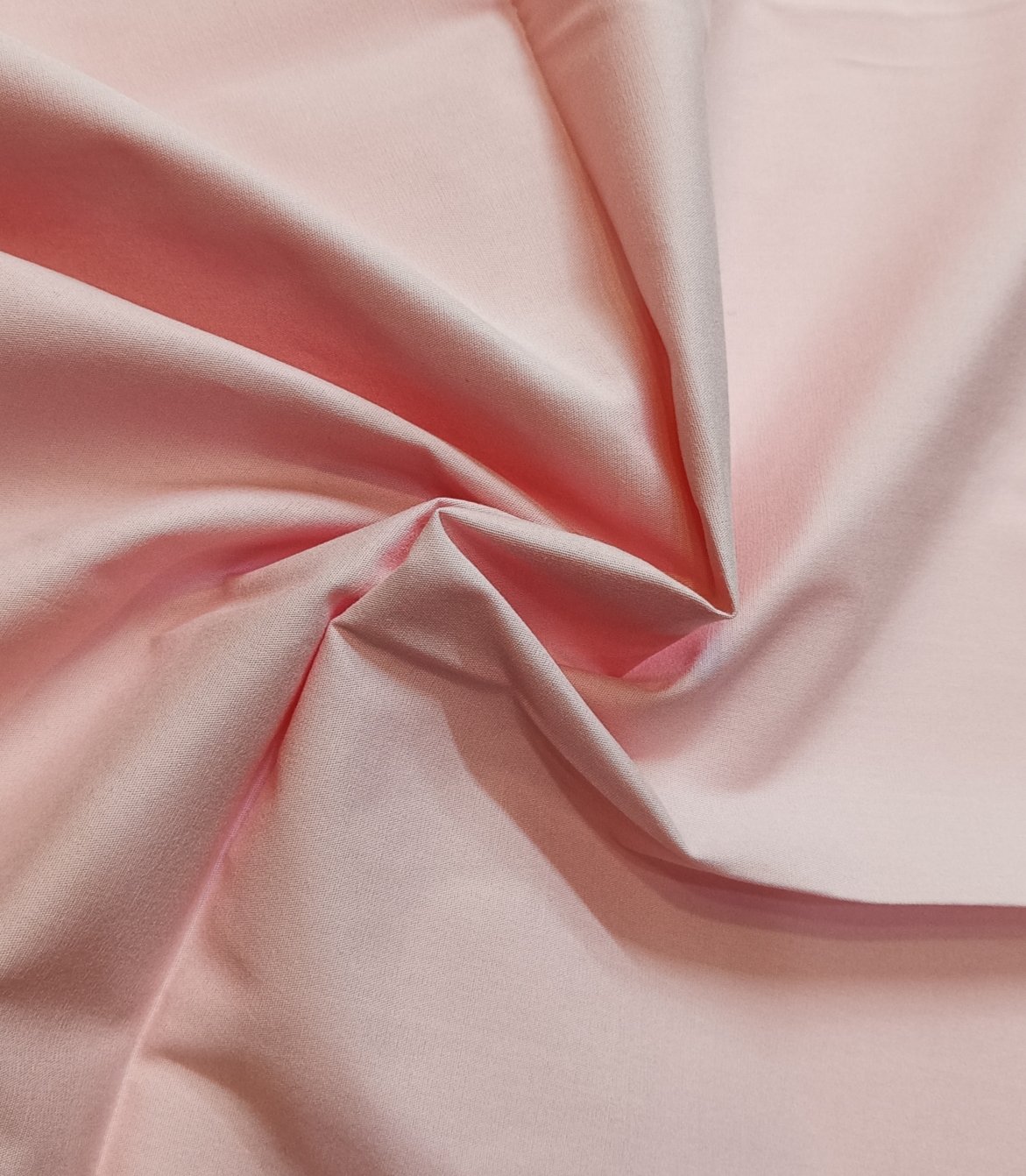lightweight 125gsm pink plain poplin 100% cotton with mercerized and silicon soft finish