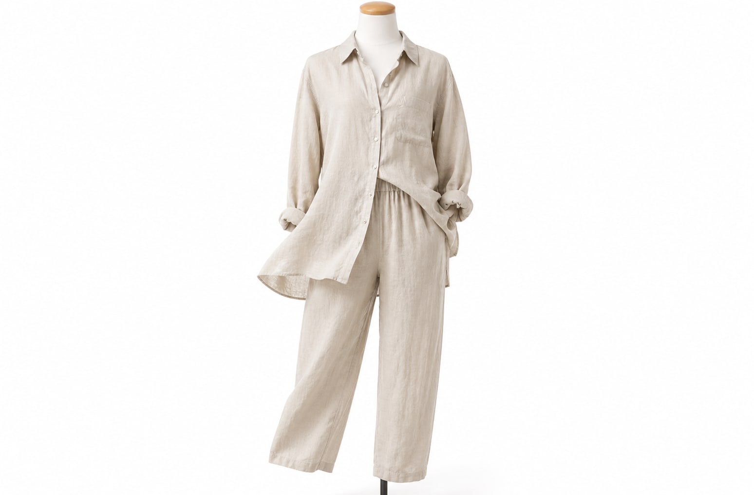 Why Linen Fabric Is the Most Breathable Textile Material? Why Linen Fabric Is the Most Breathable Textile Material?