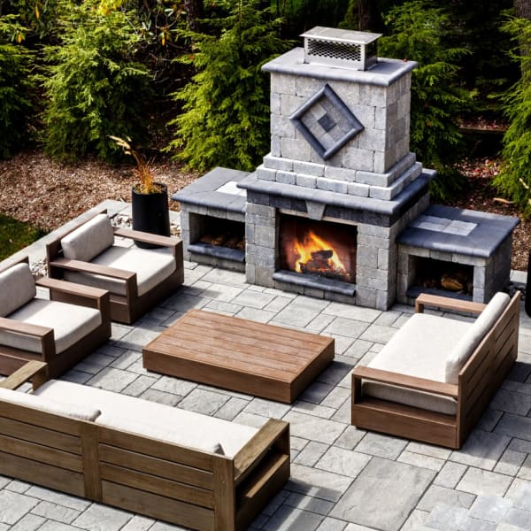 Techo-Bloc Exterior Fireplace
