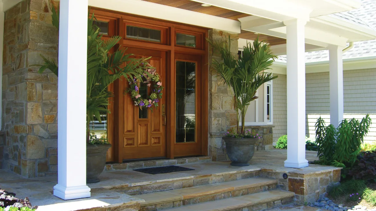 Irregular Flagstone on walls and custom bluestone steps Irregular Flagstone on Walls
