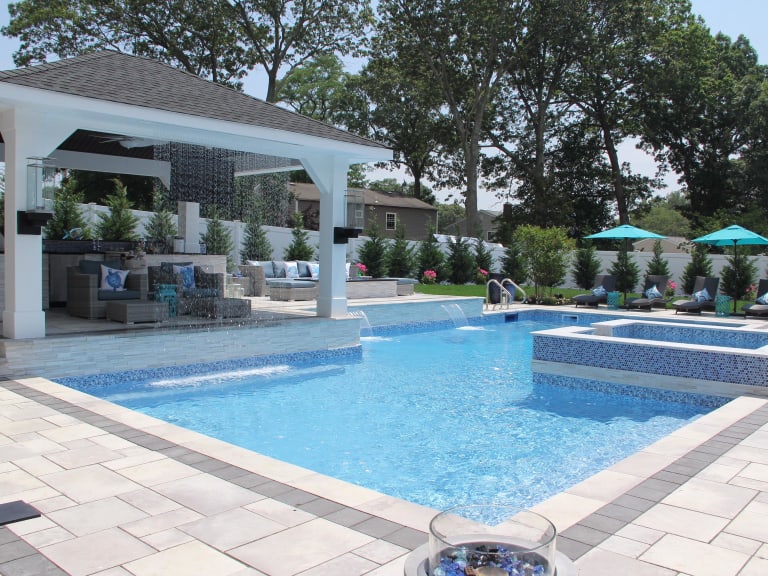 Nicolock Versailles Travertine Pool Deck