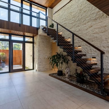 Urban Strip Sandollar Entryway