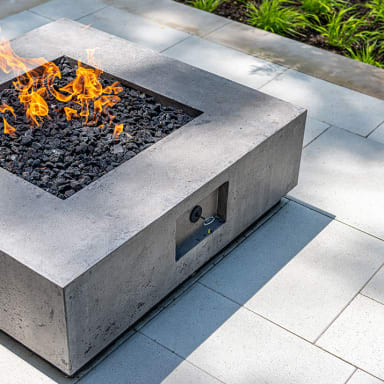 Arcana™ Pavers: Fire Pit