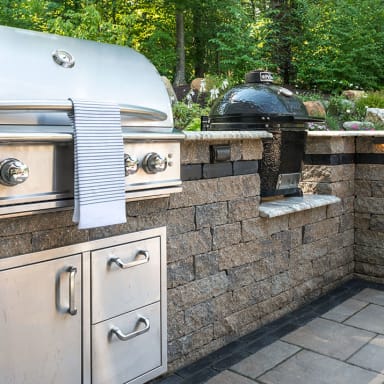 Outdoor Kitchens