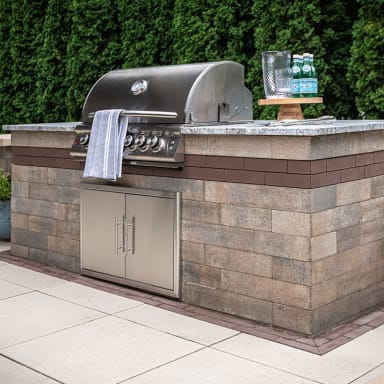 Lineo™ Dimensional Stone: Outdoor Kitchen