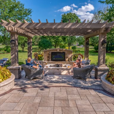 The Stone Store has a wide selection of Outdoor Living Products including Fire Pits and Outdoor Fireplaces; Outdoor Kitchens including Grilling Centers and Pizza Ovens