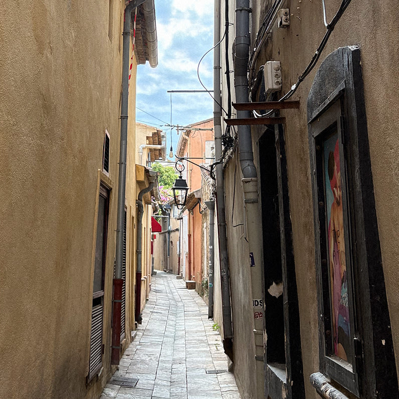 agn&egrave;s b. Saint-Tropez Store, pi&egrave;ces exclusives