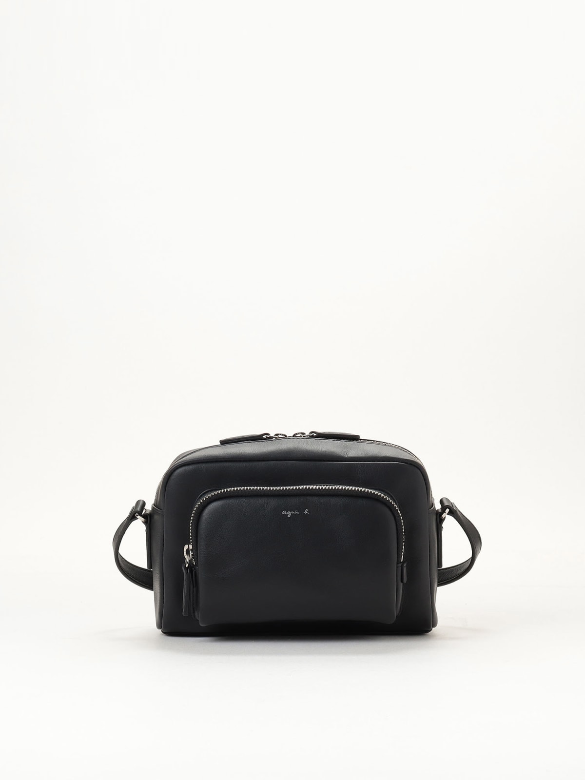 black leather shoulder bag