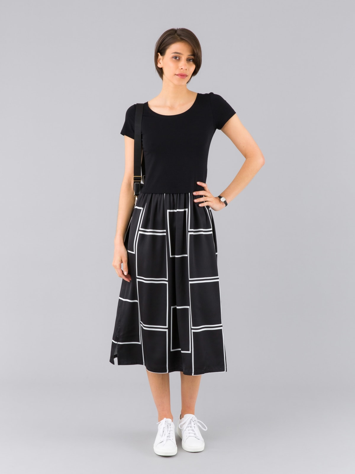 cotton printed with large black checks highlighted in white Pilate dress