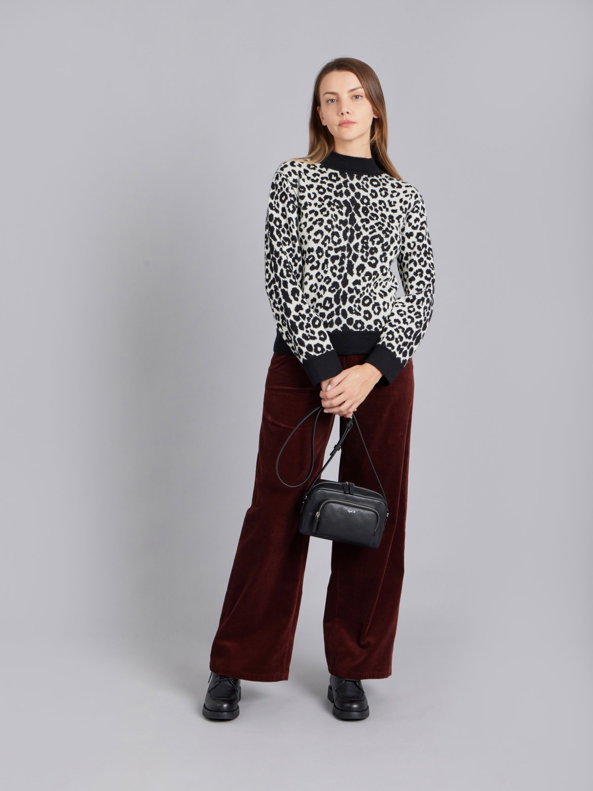 black alpaga reversible leopard jumper