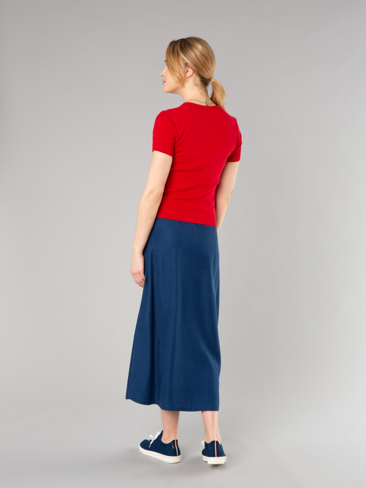 bright red short sleeves Swing snap cardigan